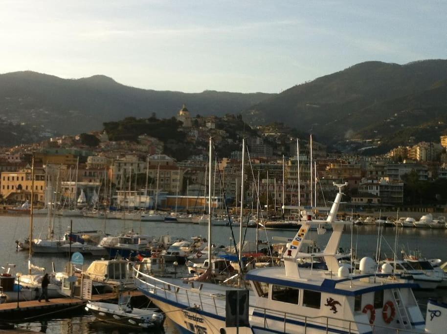 Mini Accommodation In Sanremo Liguria Екстер'єр фото